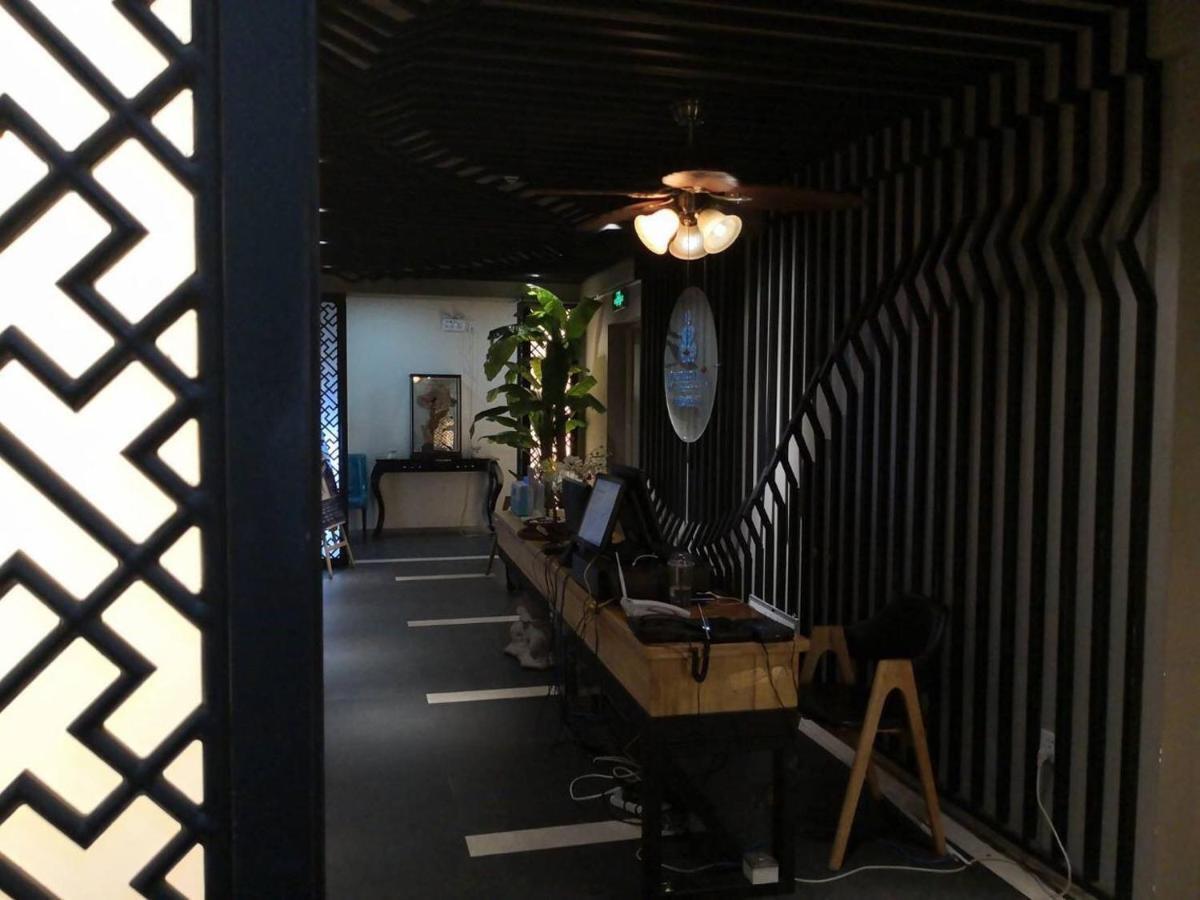 Eastland Hotel & Apartment Phnom Penh Ngoại thất bức ảnh